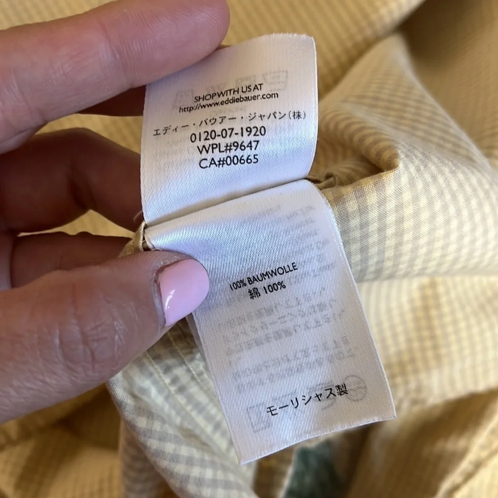 eddie bauer • small checks button down shirt with chest pocket